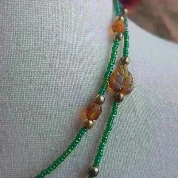 Handmade Woodland necklace - Picture 3 of 4